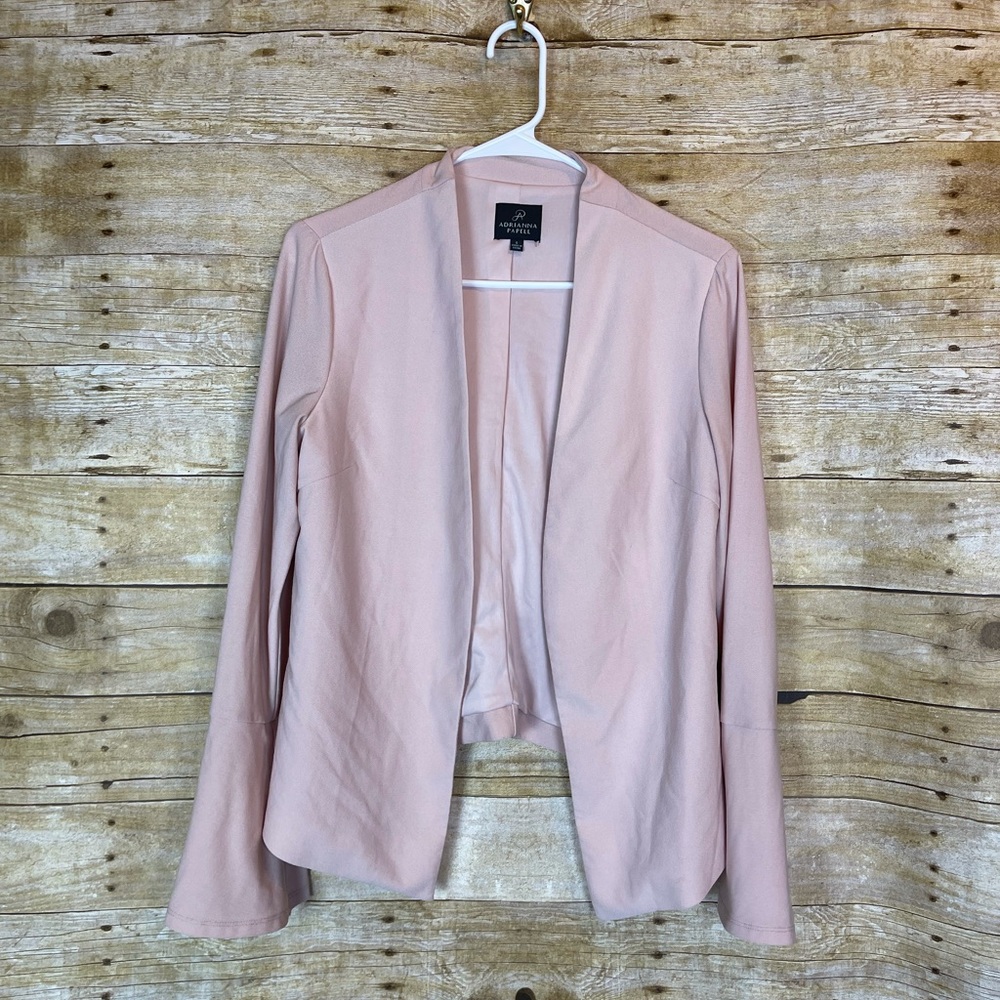 Adriana Papell blazer 🛍